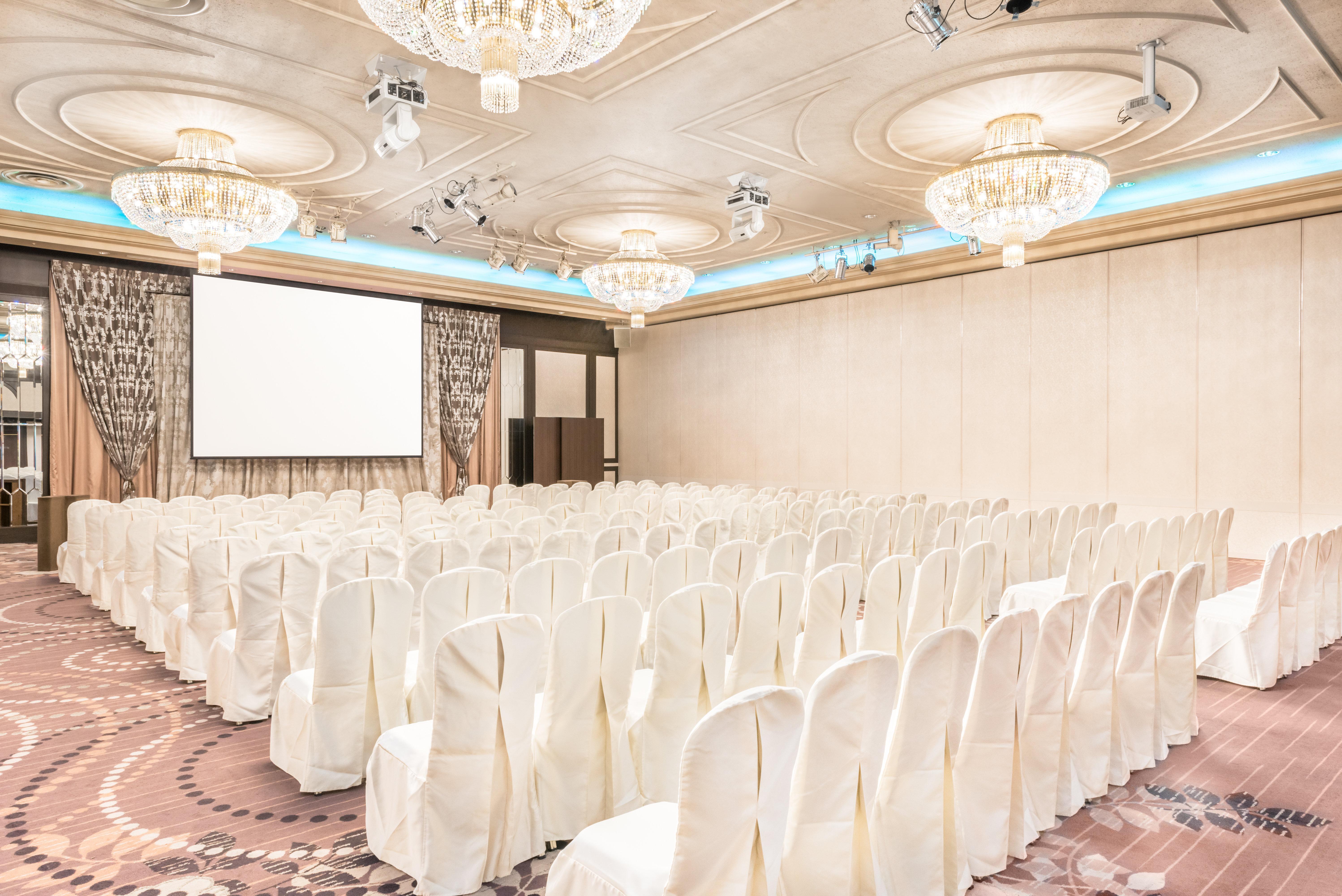 Ana Crowne Plaza Kumamoto New Sky By Ihg Hotel Bagian luar foto